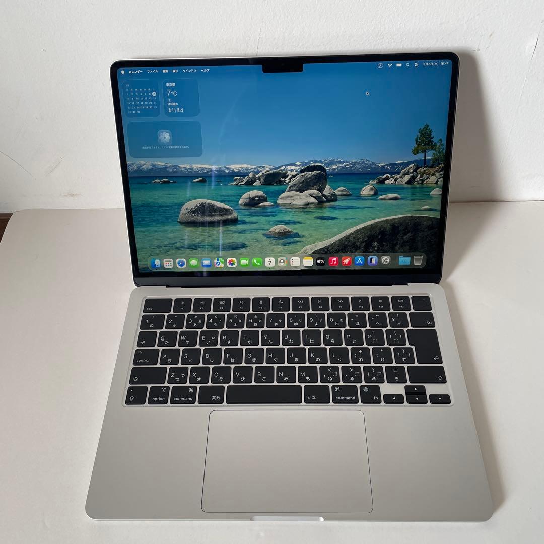 MacBook Air M2 8GB 256GB シルバー　箱付き 充電器付き