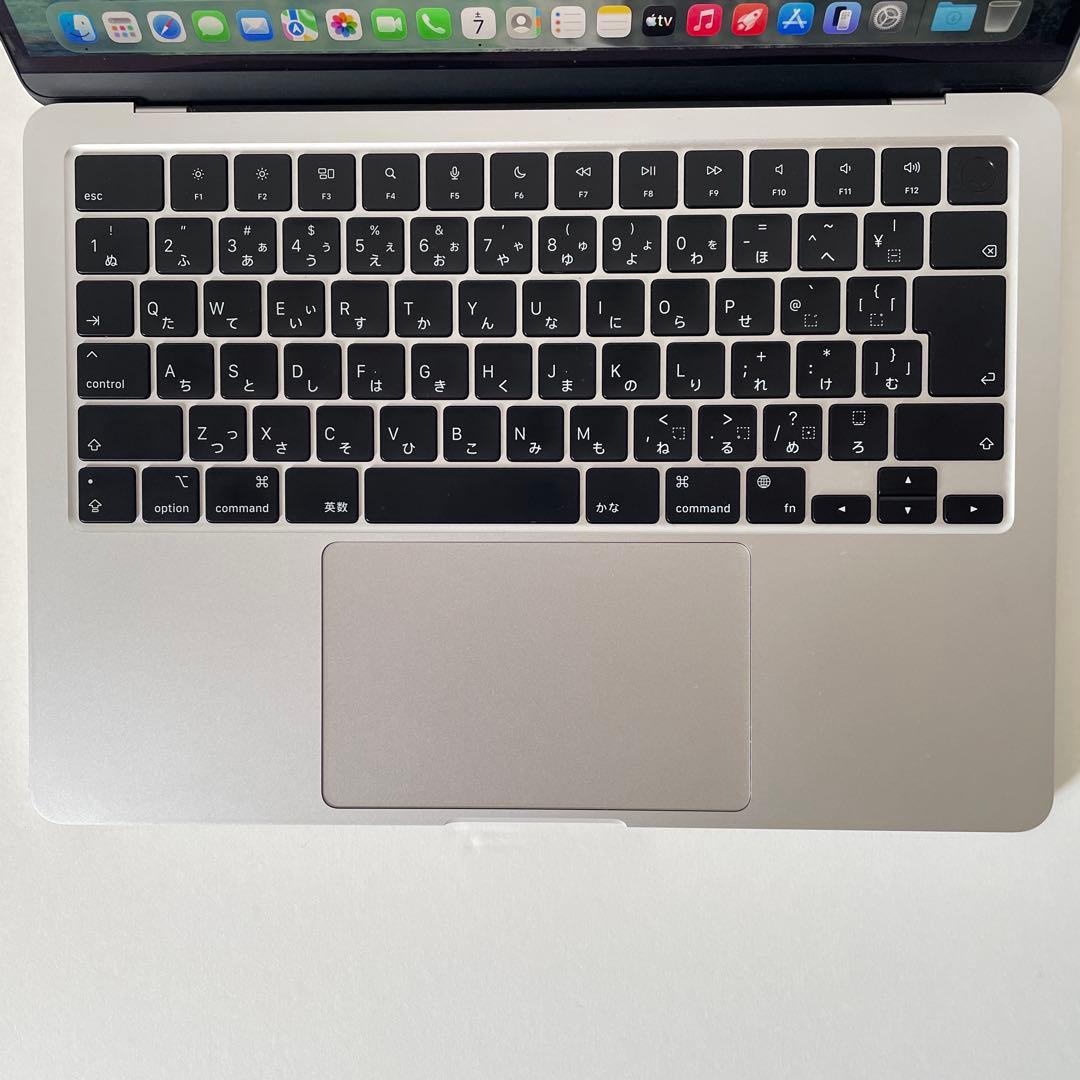 MacBook Air M2 8GB 256GB シルバー　箱付き 充電器付き