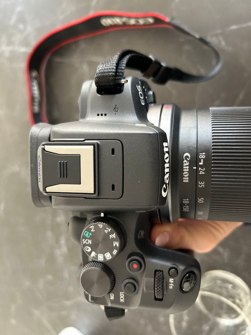 Canon EOS R10 ミラーレスカメラ 18-45mmレンズ付き
