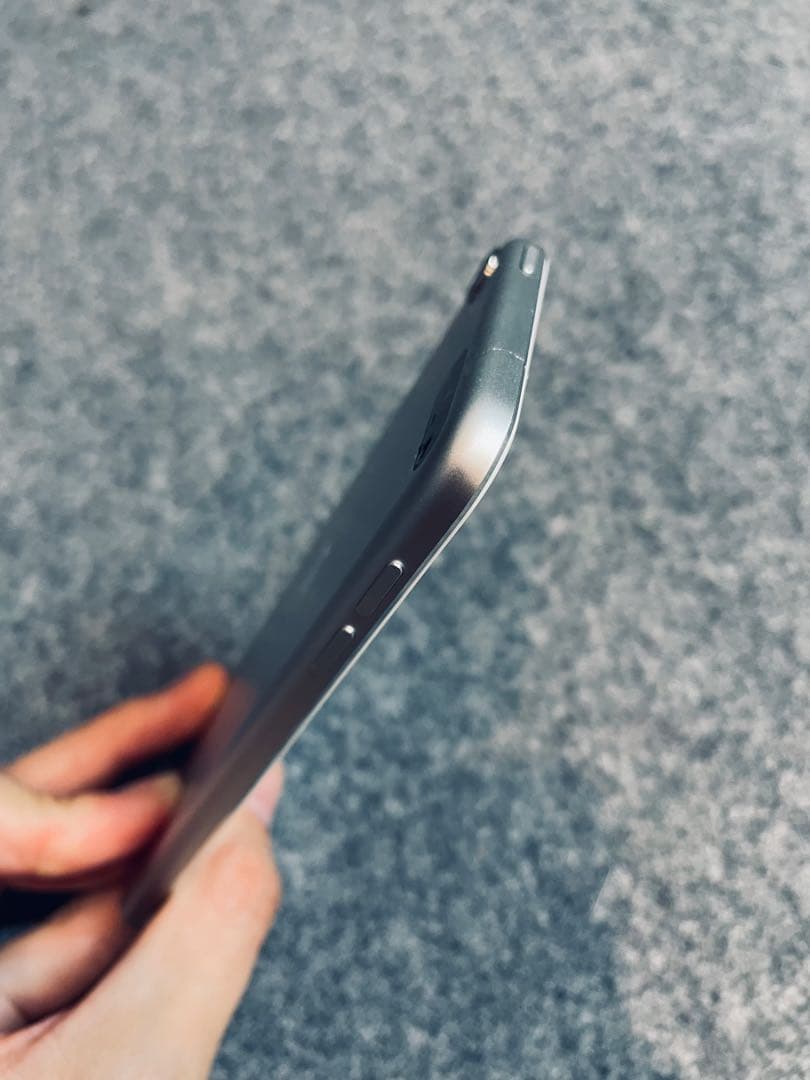 【新品バッテリー交換済】アップル iPod touch 第6世代 32GB