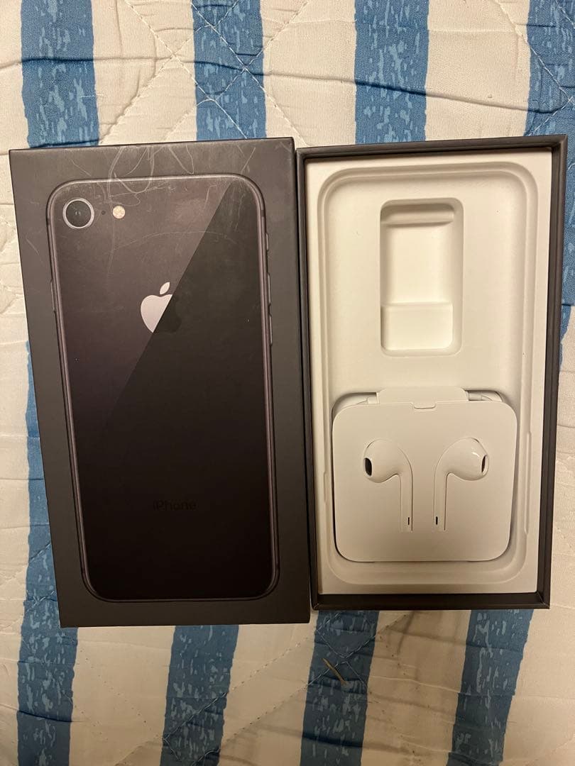 iPhone8 64GB 美品