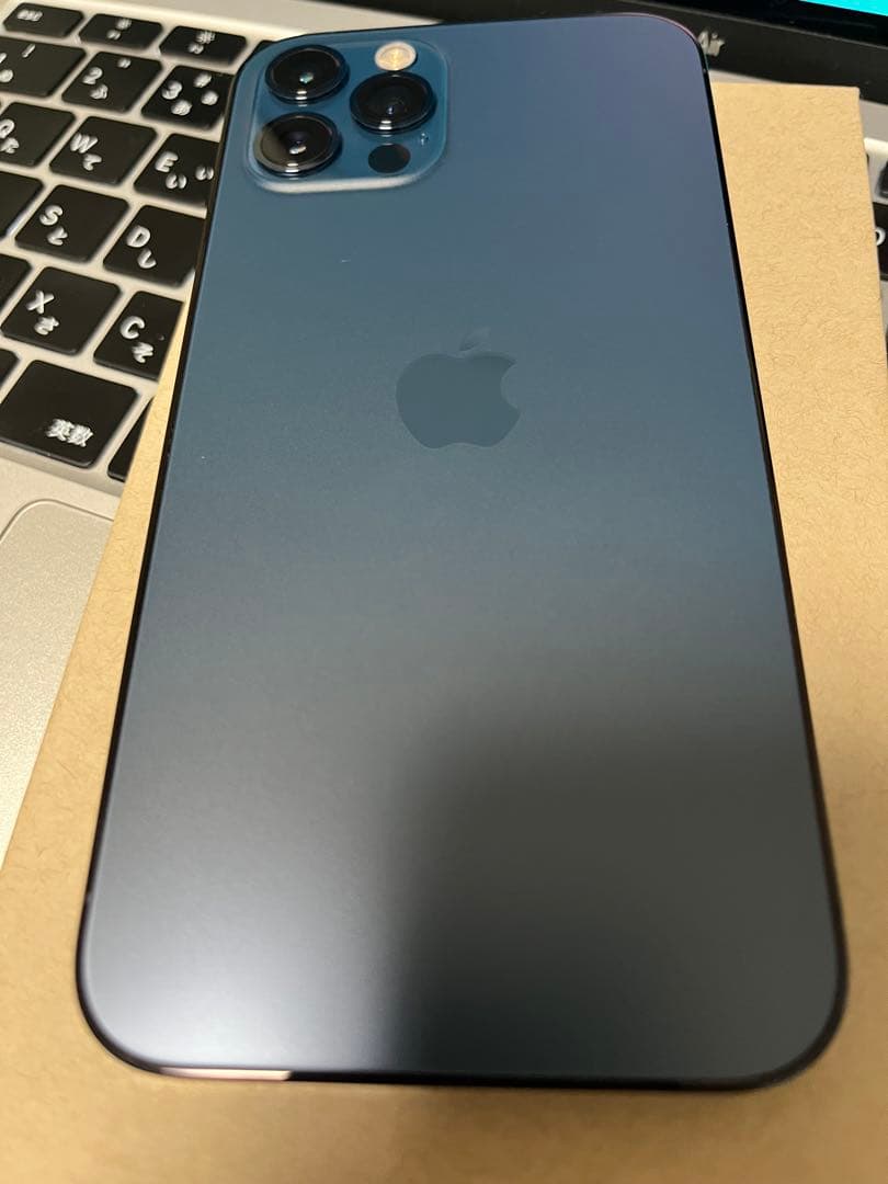 【美品】Apple iPhone 12pro 256GB バッテリー100%