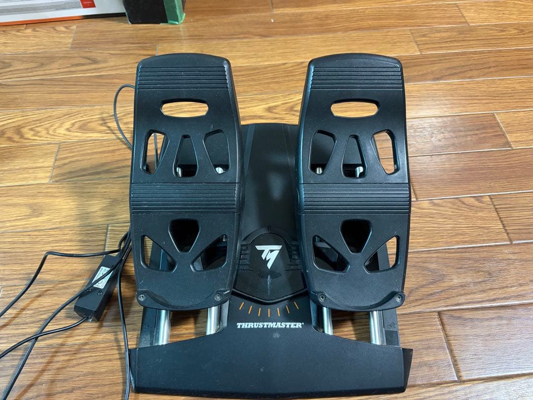 値下げTHRUSTMASTER HOTAS WARTHOG ラダーペダル 設定書