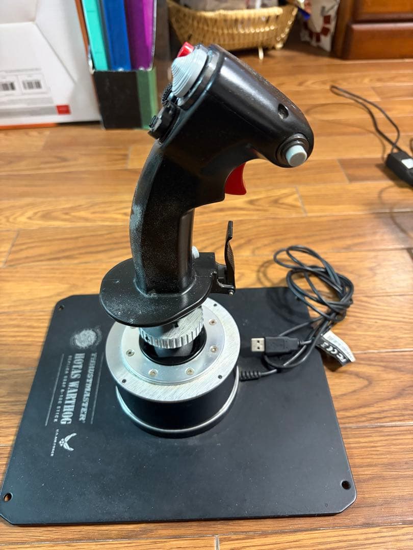 値下げTHRUSTMASTER HOTAS WARTHOG ラダーペダル 設定書