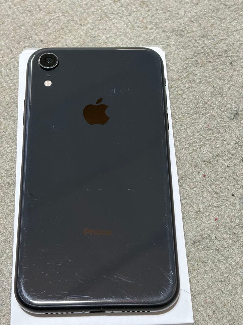 iPhone XR 64GB ブラック　バッテリー92% SIMフリー