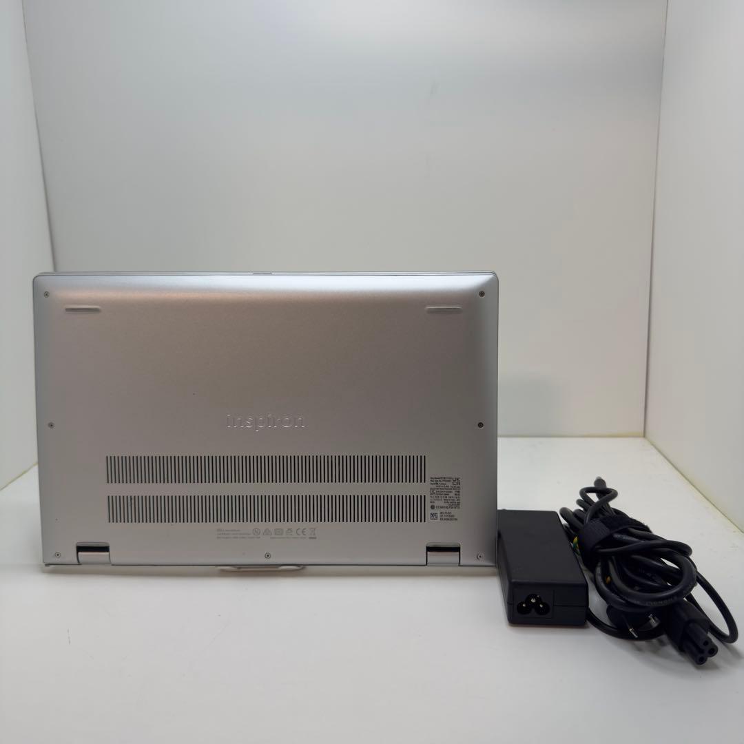 Windowsノート本体 Dell Inspiron 7300