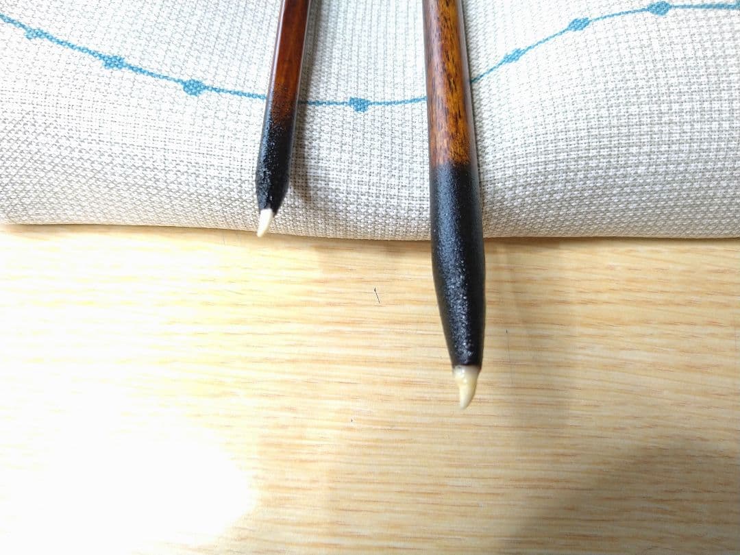 鯛牙 大小2本組（入れ物付き）