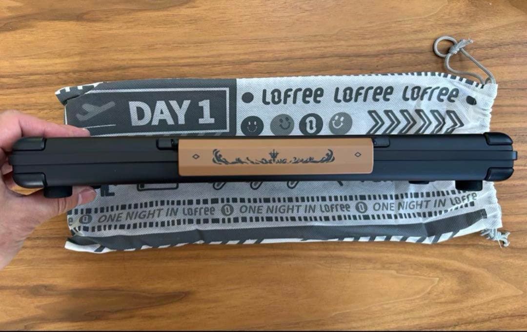 新品未使用　lofree キーボード　おしゃれ メカニカルキーボード