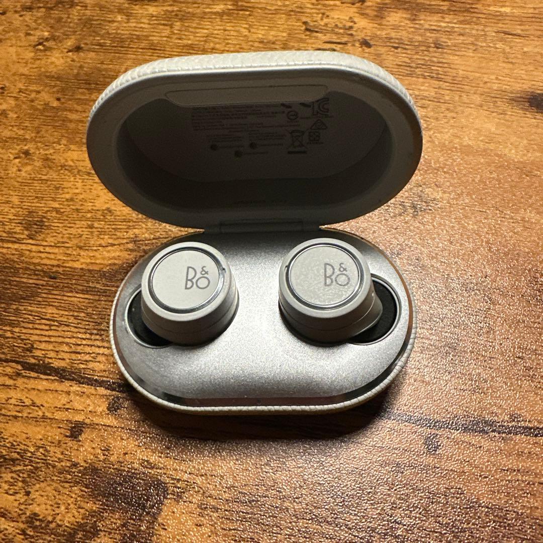 BEOPLAY E8 3RD GEN ワイヤレスイヤホン