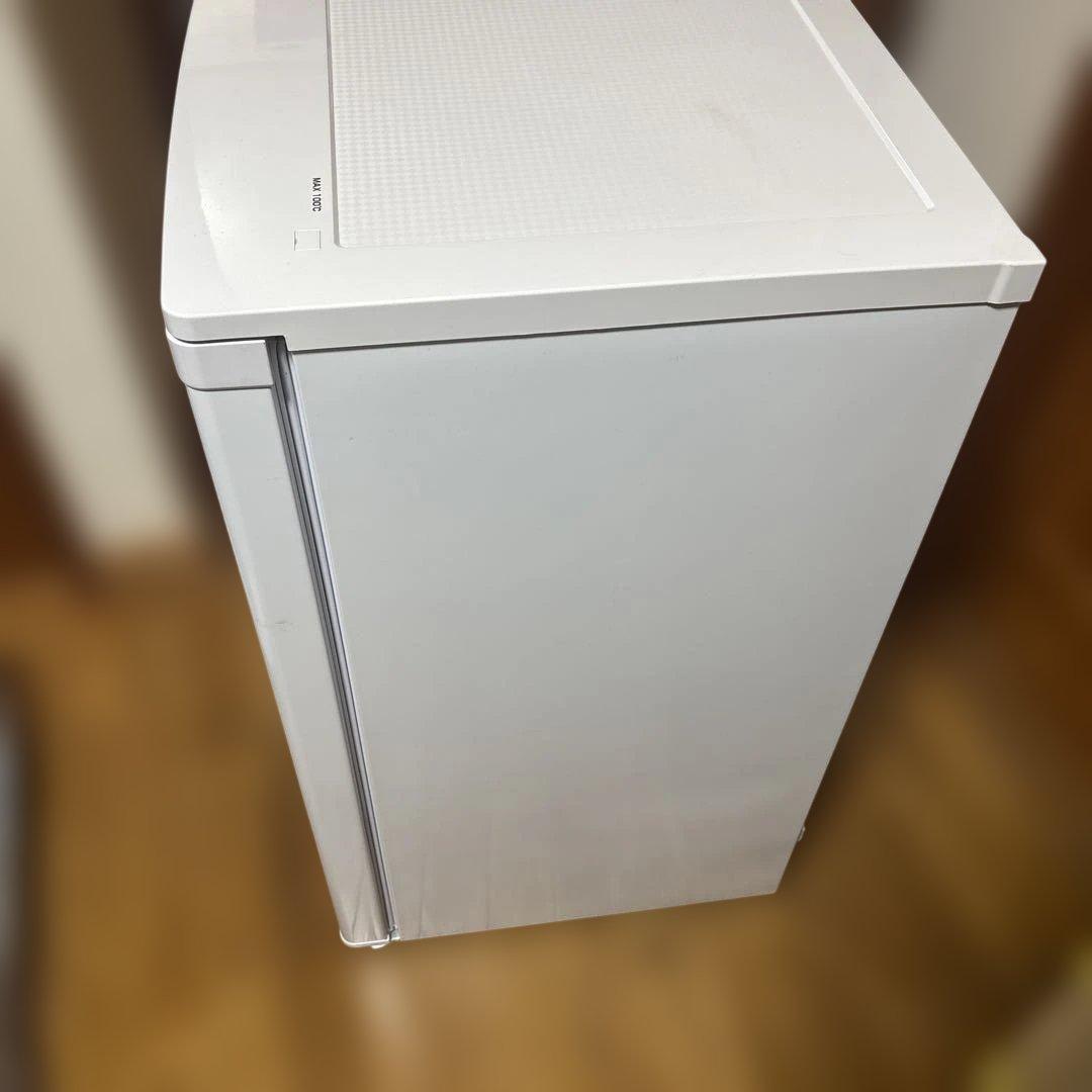 美品アイリスオーヤマ 冷凍庫 60L ホワイト IUSD-6B-W 2023年製