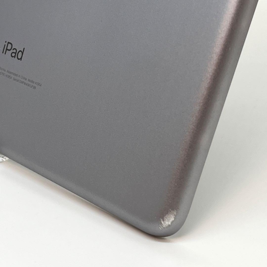 iPad 第6世代 128GB ソフトバンク SIMフリー 9.7インチ㊼