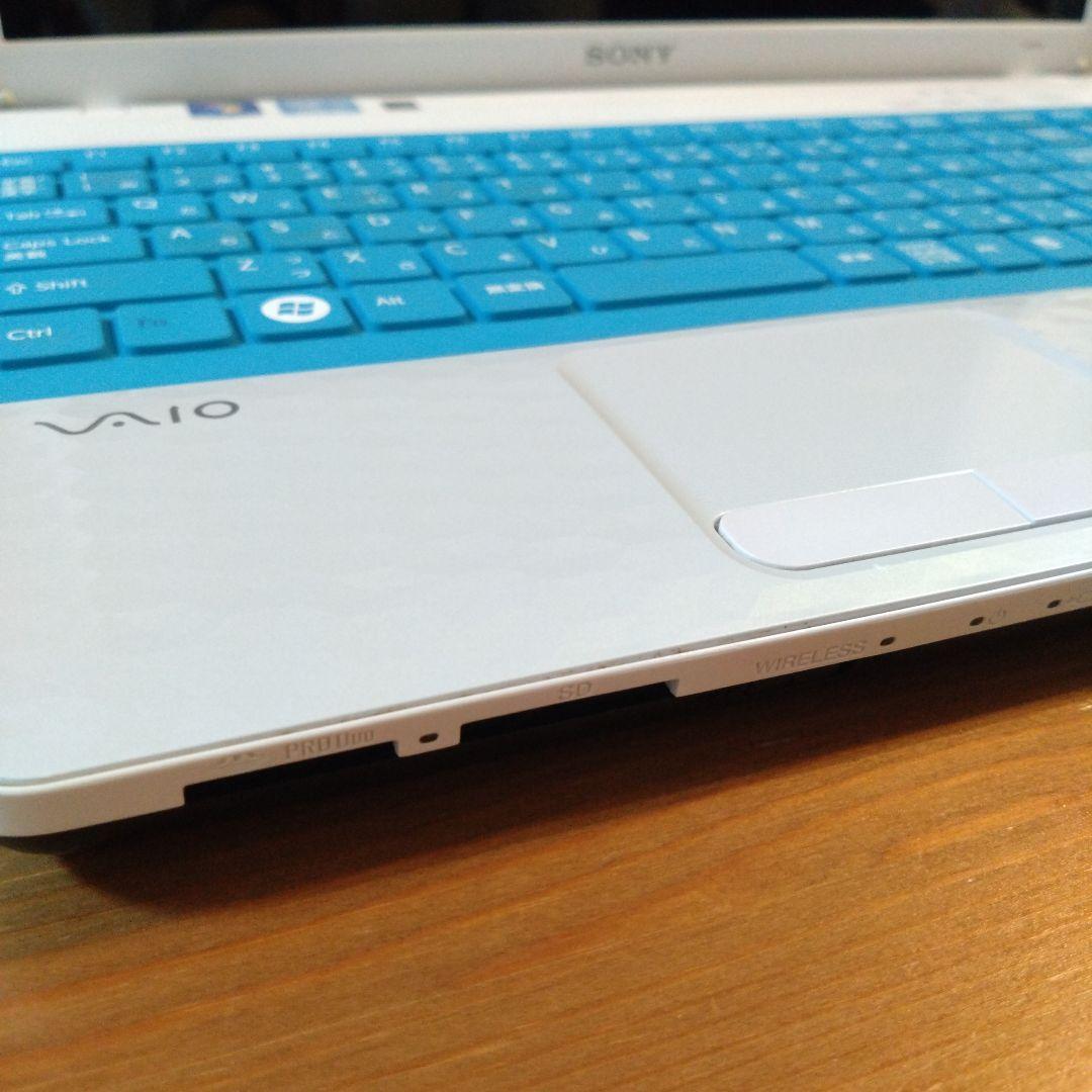 SONY　VAIO PCG-71B11N 　ノートパソコン