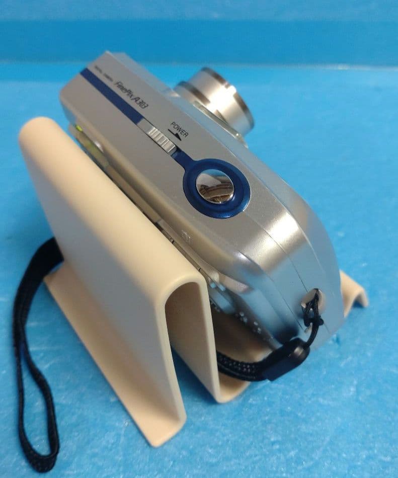 FUJIFILM　FinePixel A303デジカメ【動作確認品】