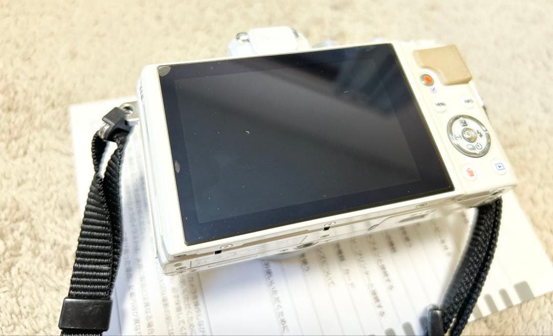 OLYMPUS PEN Lite E-PL7 レンズ2種セット