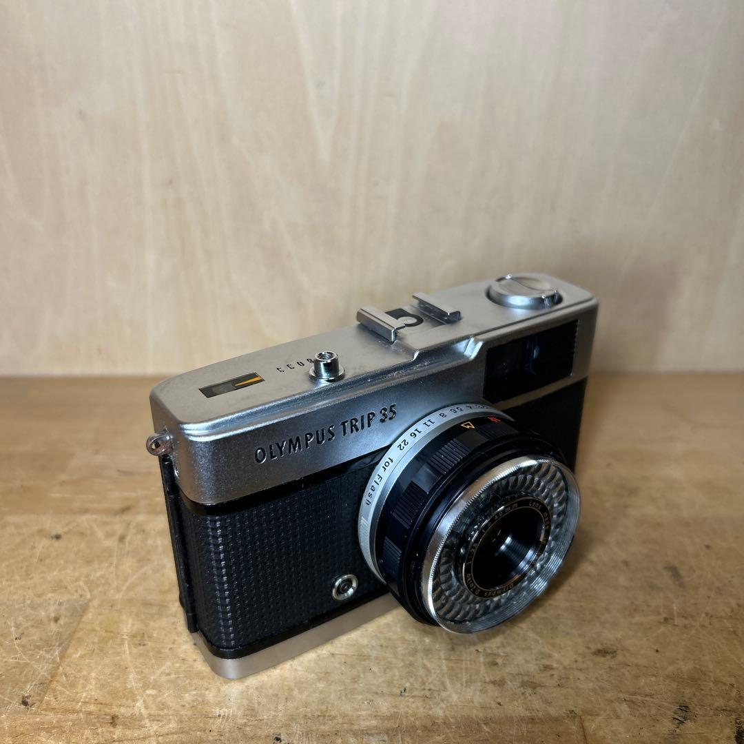 Olympus Trip 35 人気カメラ　赤ベロ作動　完動極美品