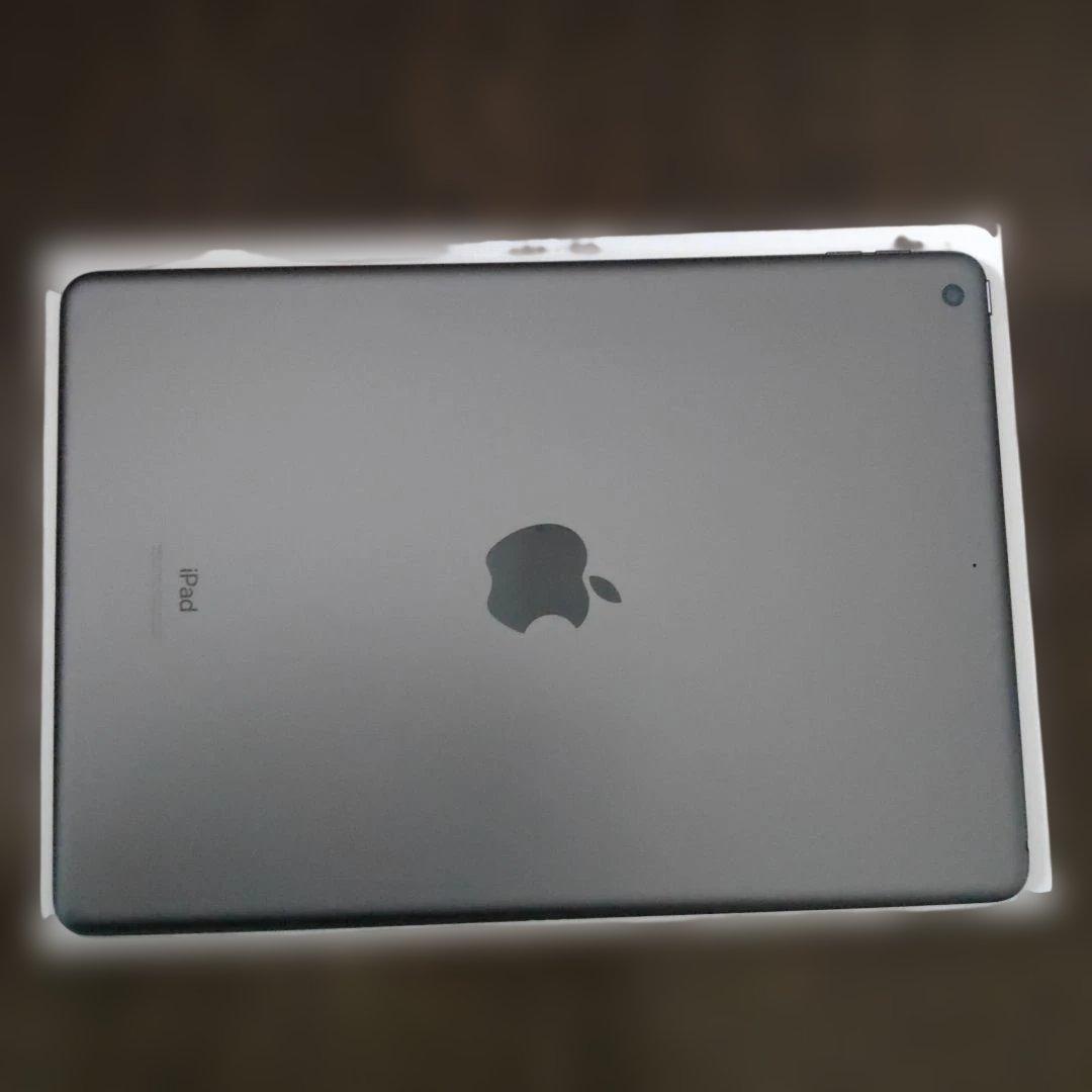 iPad (第9世代) Wi-Fi 64GB スペースグレー・美品