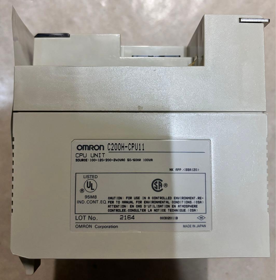 OMRON C200H-CPU11 CPUユニット