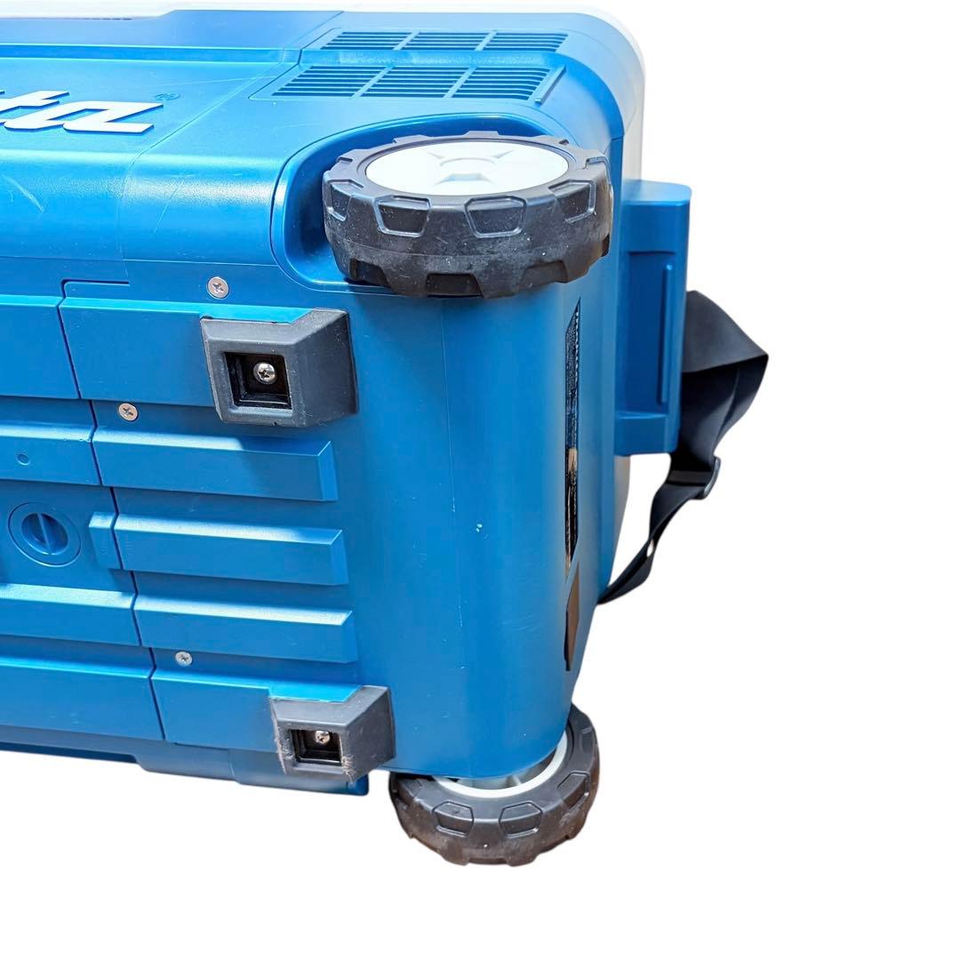 【美品】Makita 充電式保冷温庫 CW180D 容量20L キャスター付き