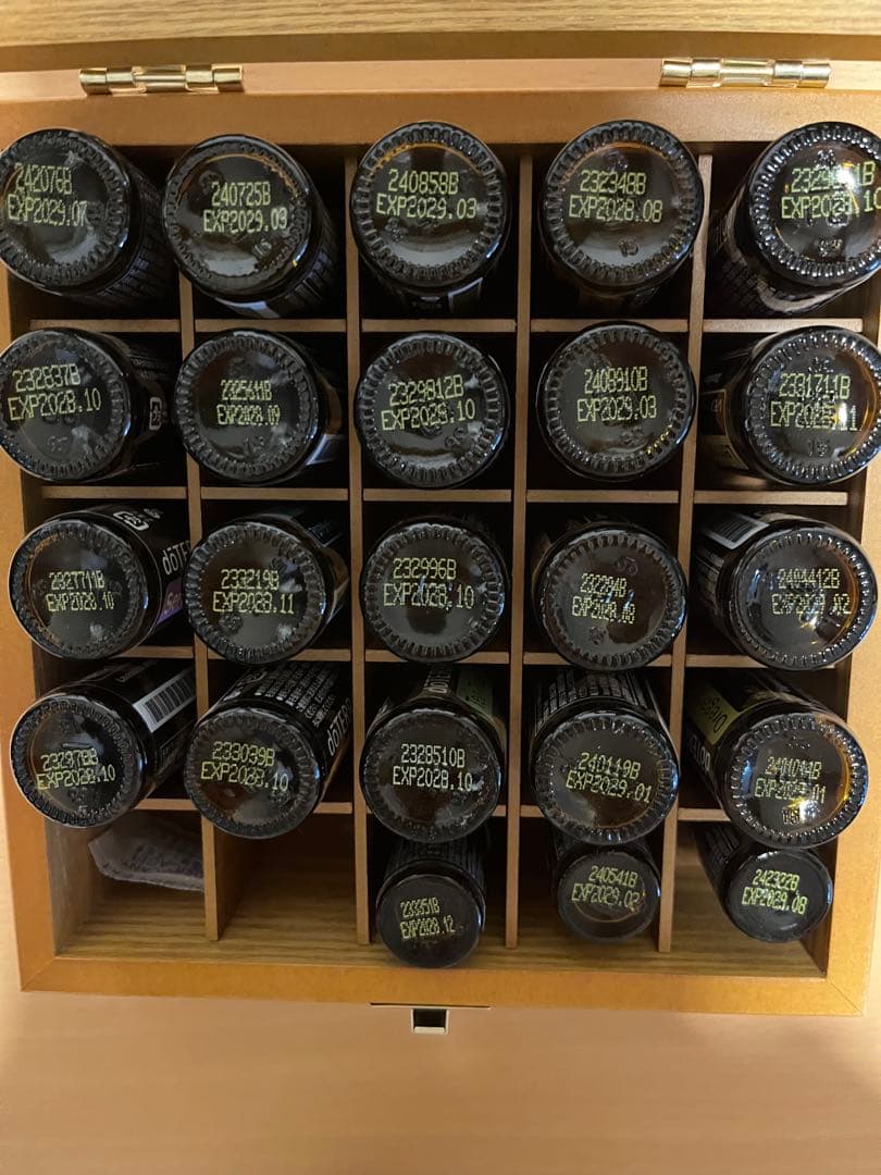 doTERRA エッセンシャルオイル 23本セット 木製ケース付き