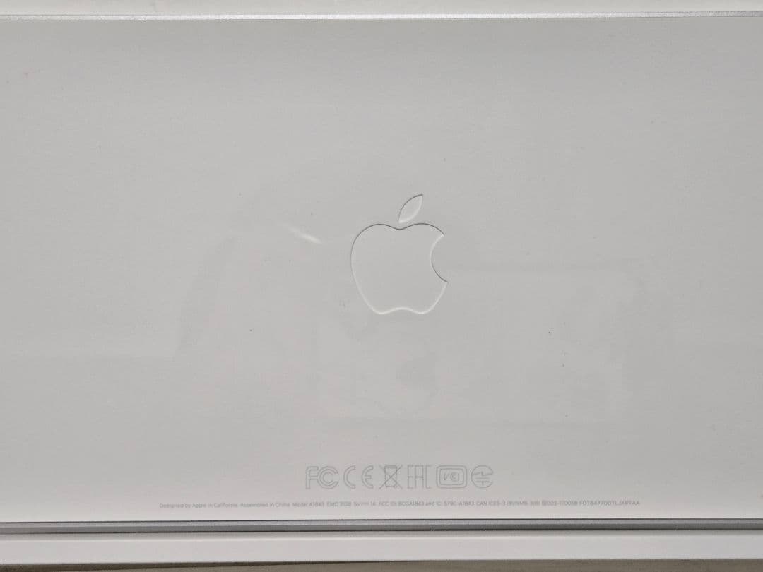 APPLE MAGIC KEYBOARD(テンキー付-JIS) 　箱付き