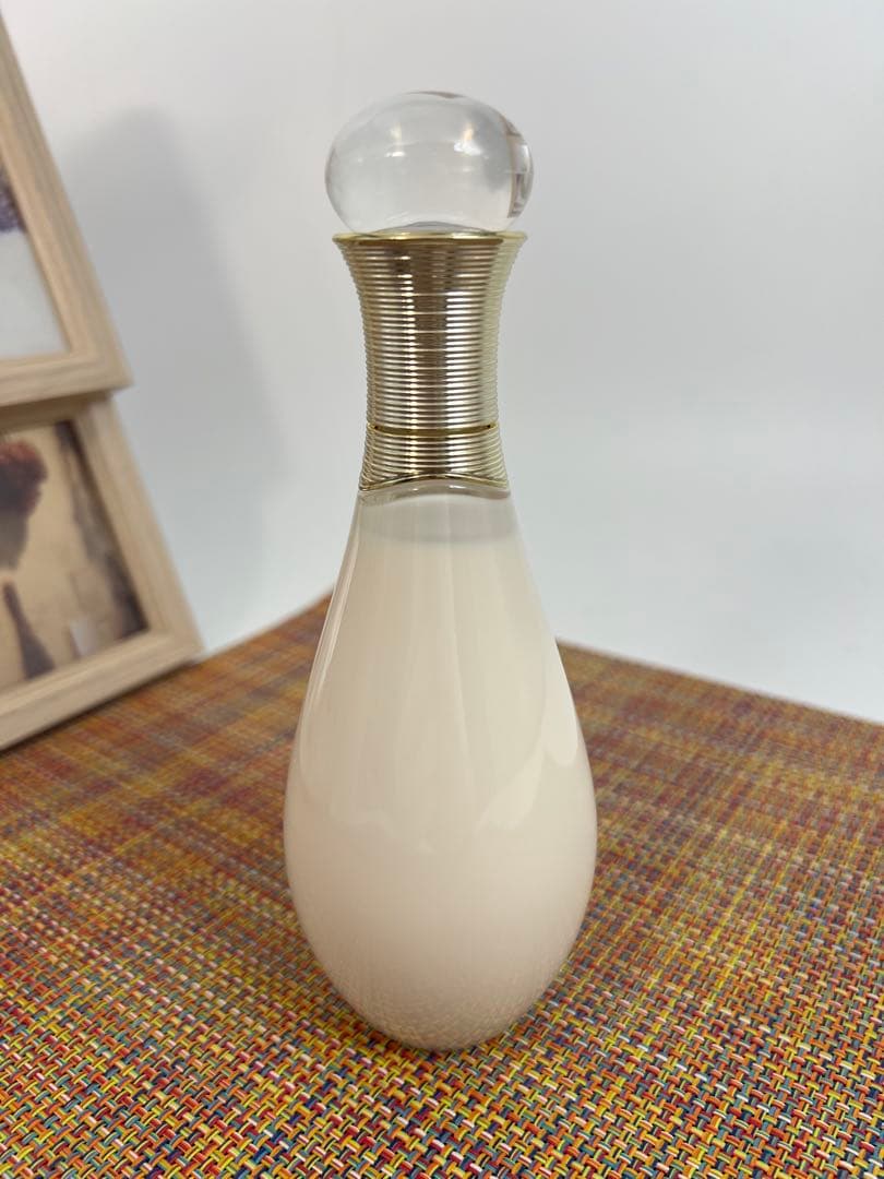 ✨極美品✨Diorディオール　jadoreジャドール　ボディミルク　200ml