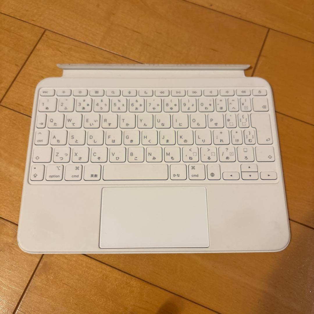 Magic Keyboard Folio(写真のiPadは含みません)