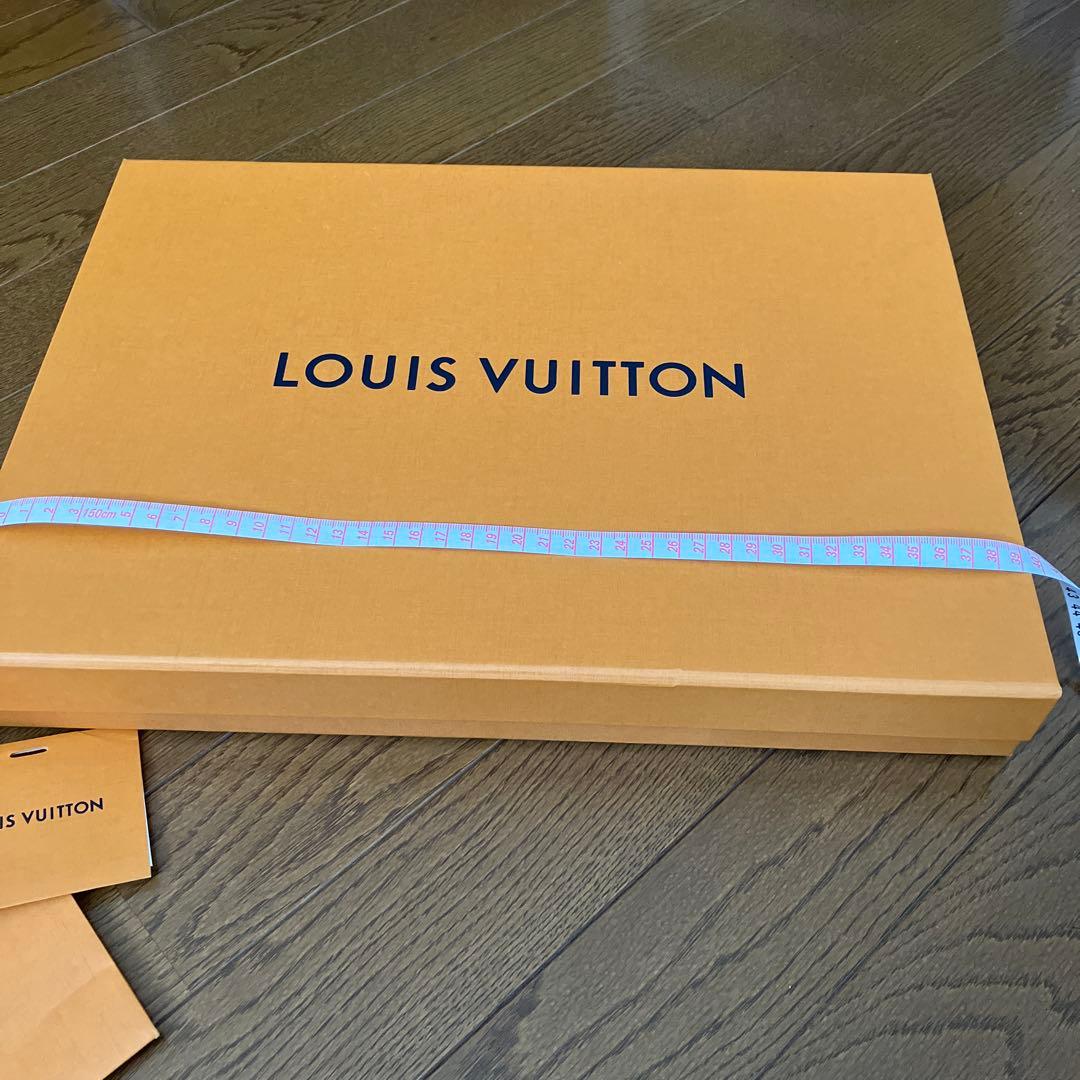 Louis Vuitton ギフトボックス 、紙袋19点