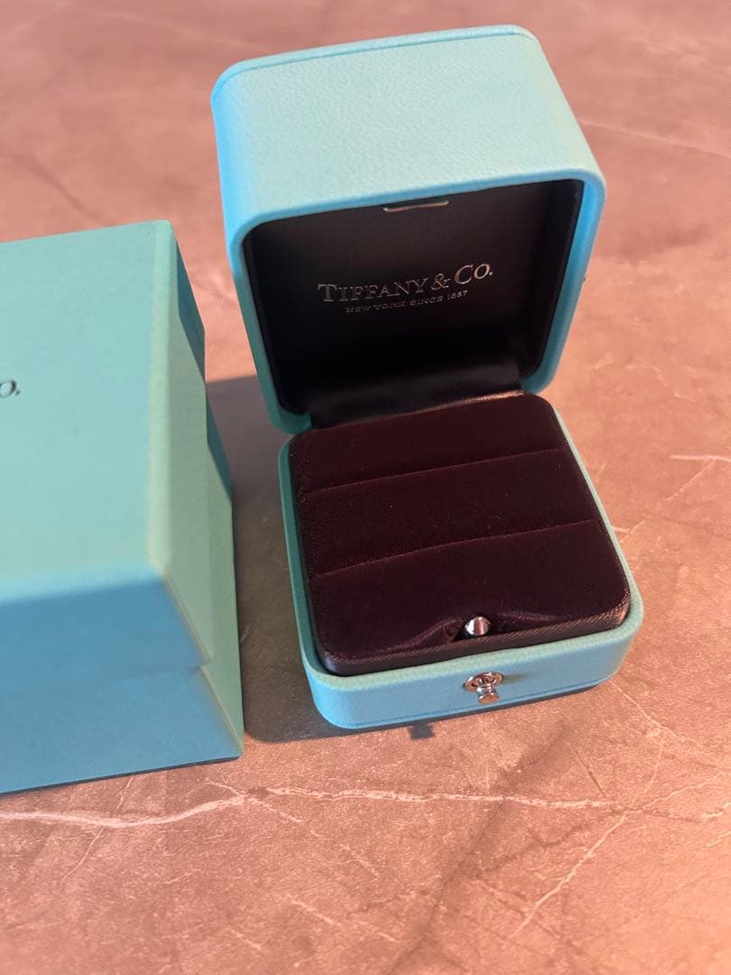 Tiffany & Co. ギフトボックス ティファニーブルー　リング　2個
