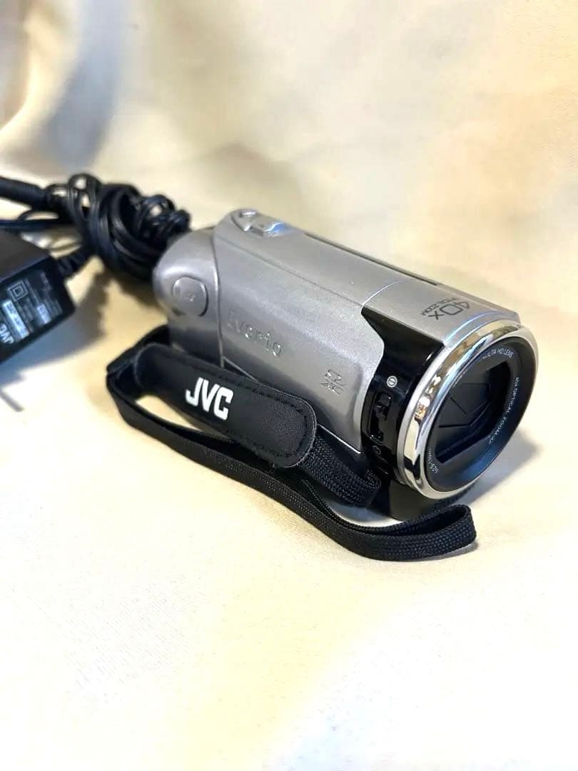 【美品】JVC Everio HDビデオカメラ 本体