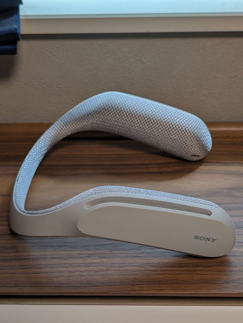 SONY ウェアラブルネックスピーカー SRS-WS1