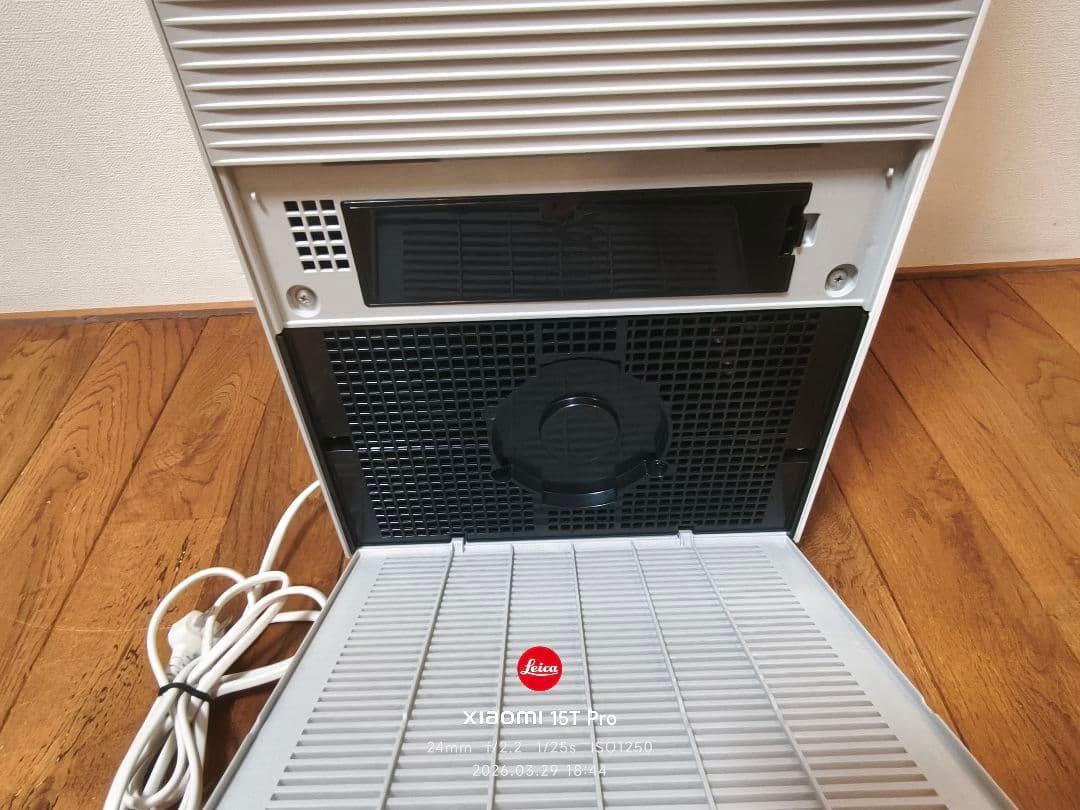 【極美品】ほぼ未使用 DAIKIN ダイキン 空気清浄機 MCK70ZE2-W