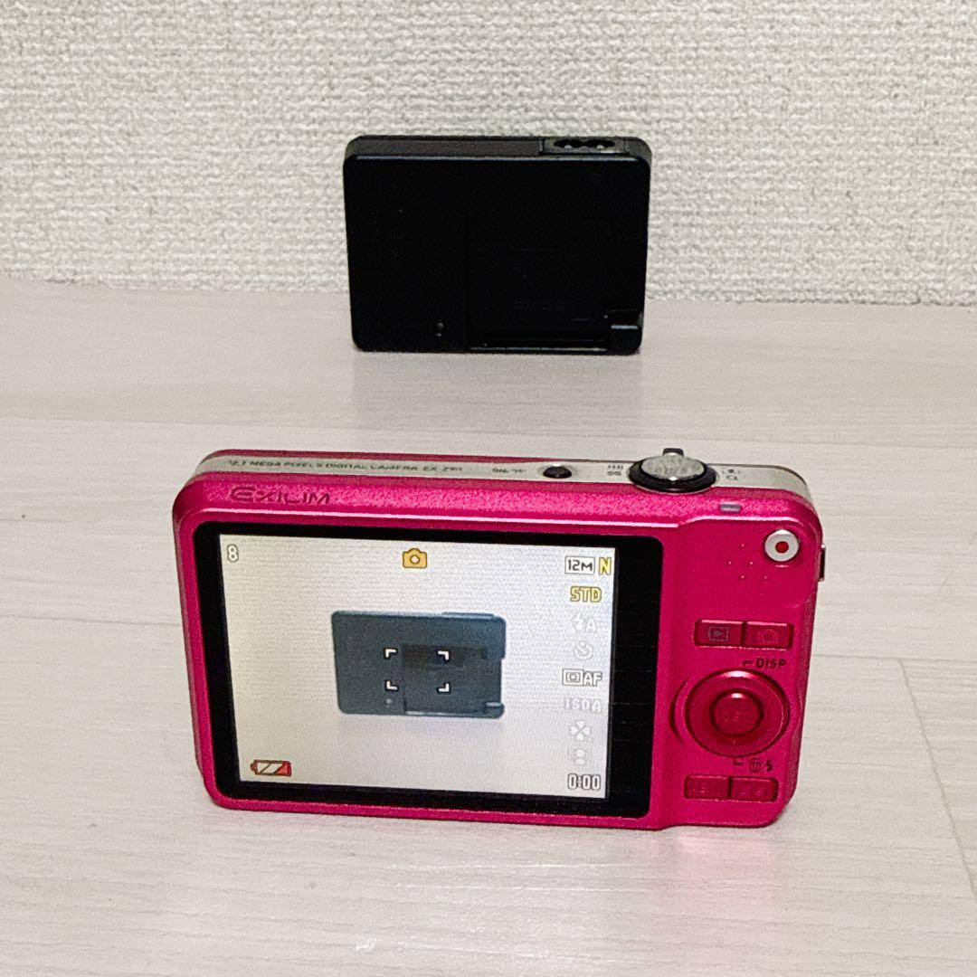 2503【極美品】EX-Z90 PK ピンク CASIO デジカメ