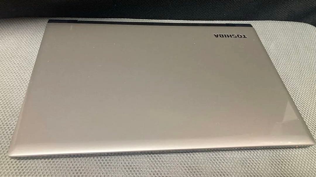 Windowsノート本体 TOSHIBA dynabook T75 RGS1 Core i7 8GB