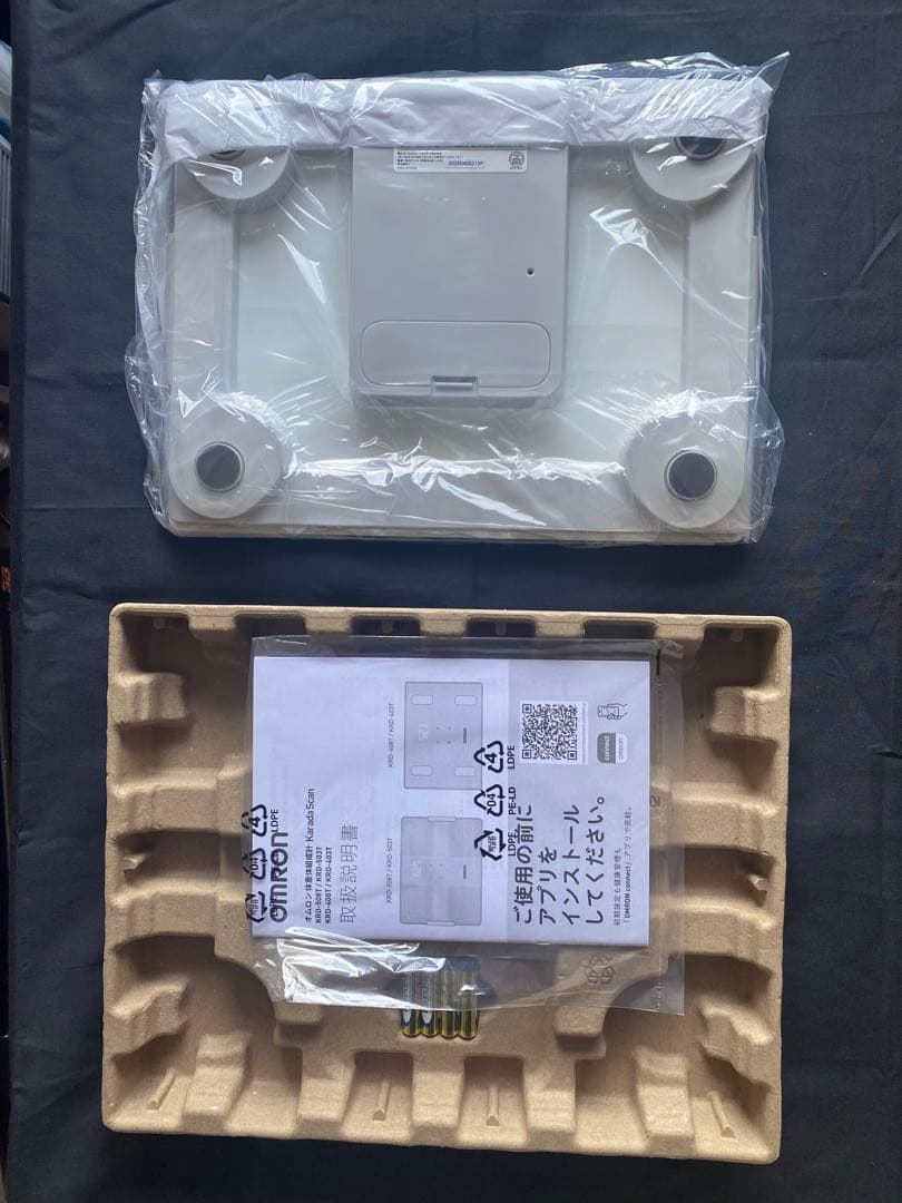 【新品未使用】OMRON 体重体組成計 KRD-508T スマホ連携