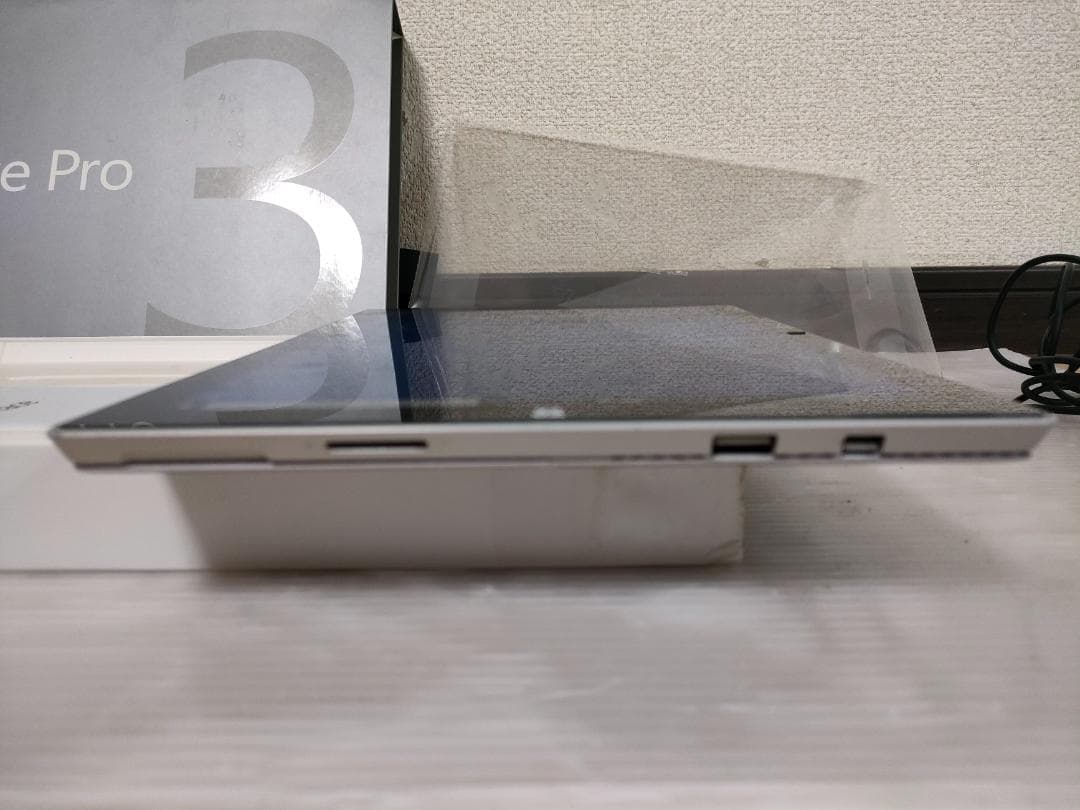 Surface pro3 動作確認済 RAM4GB/SSD128GB