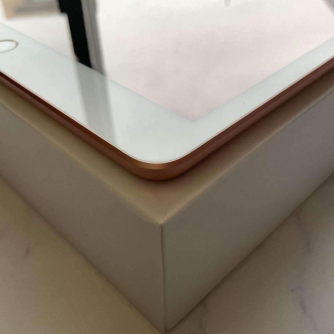 【美品】Apple iPad 第7世代 Wi-Fi Cellular 32GB