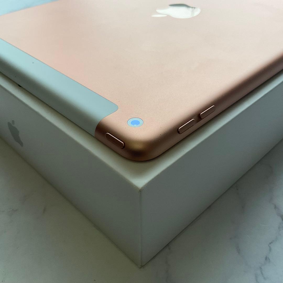 【美品】Apple iPad 第7世代 Wi-Fi Cellular 32GB