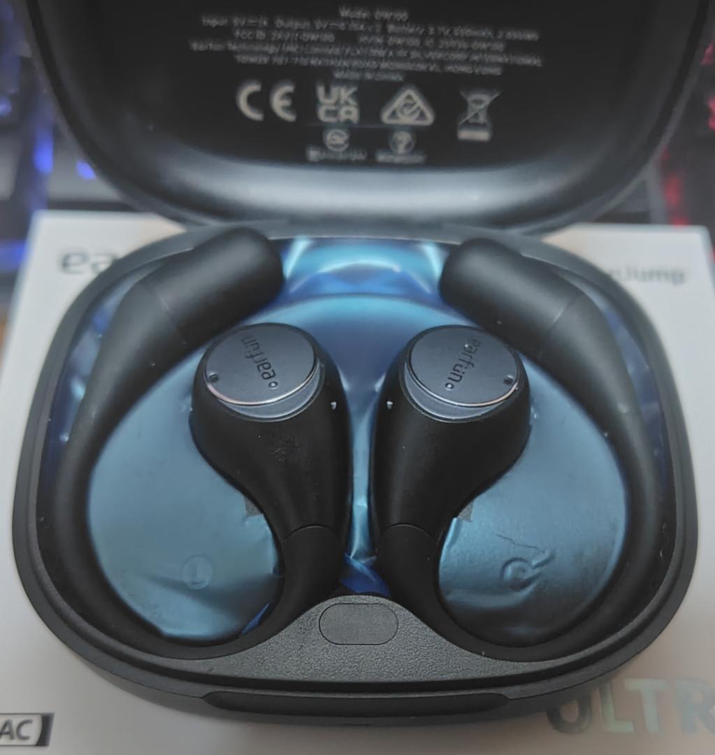 イヤホン EarFun OpenJump