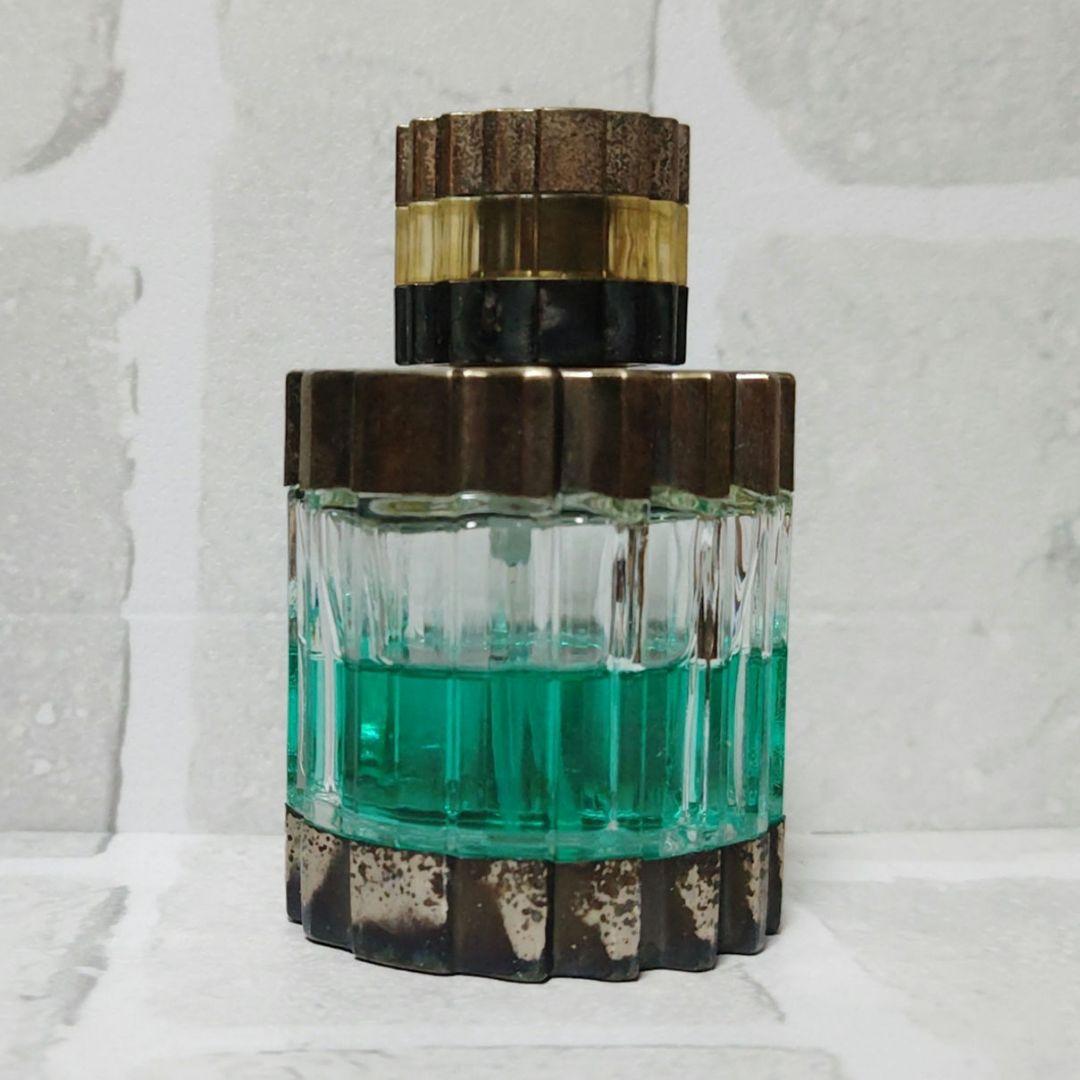 クエイサー オードトワレ 75ml　J.DEL POZO