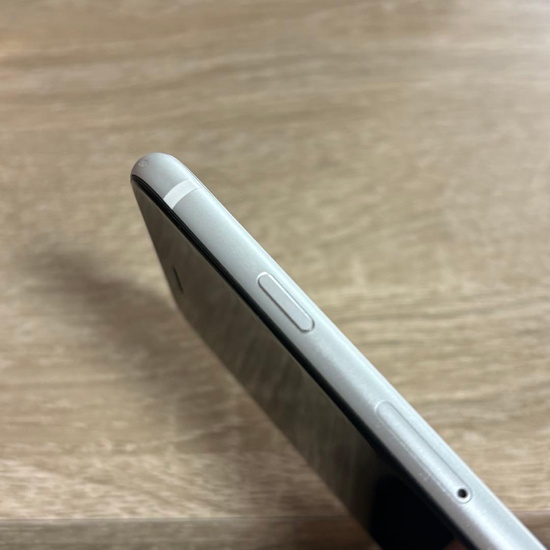 iPhone SE 第2世代 ホワイト ホームボタン故障 ジャンク品