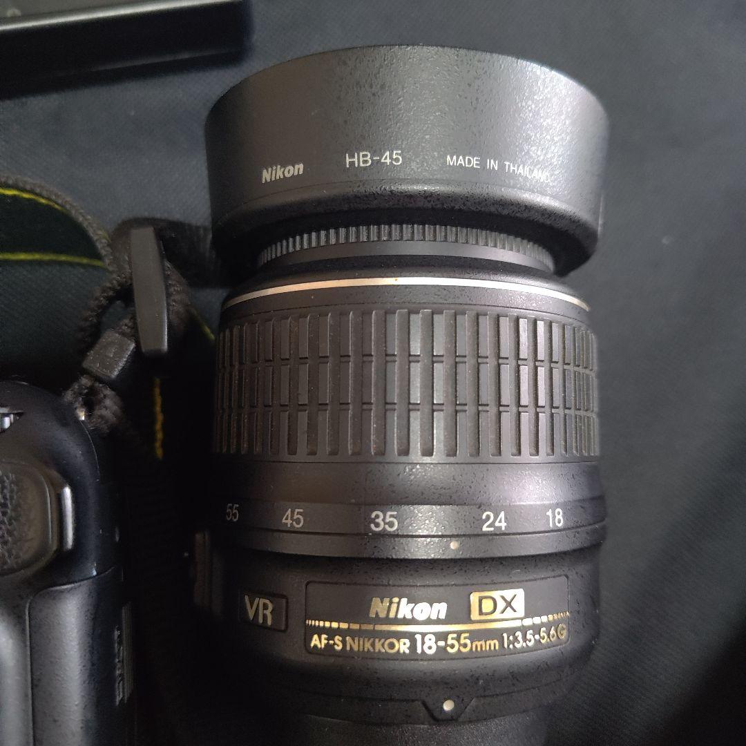 Nikon デジタル一眼レフ　D5200 AF-S 18-55mm 中古品
