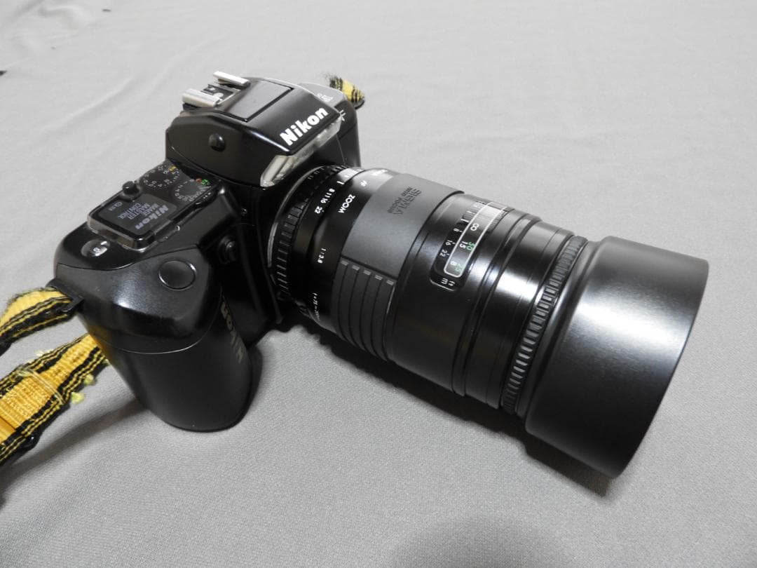 Nikon F-401 シグマ タムロン レンズ 未使用フイルム電池 取説 美品