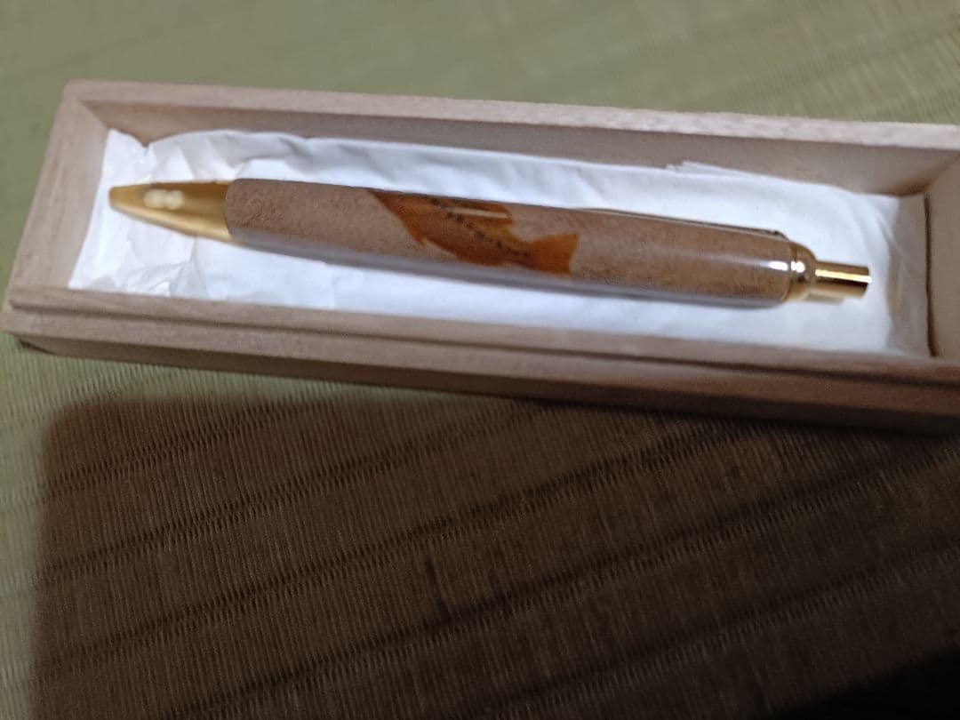 ブラックバス本金蒔絵魚模様 木製ボールペン ケース付き