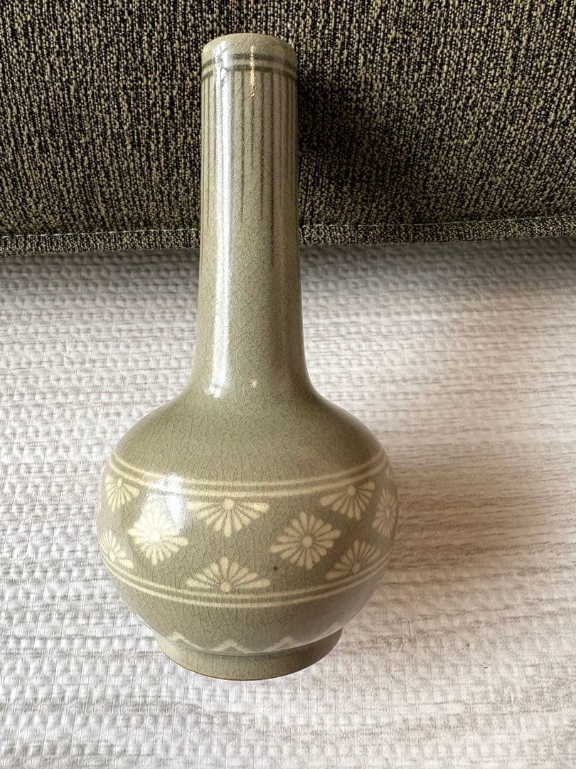 高田焼　八代焼　象嵌　一輪挿し　青磁色　約15cm