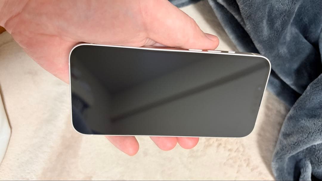 スマートフォン本体 iphone13 256g white