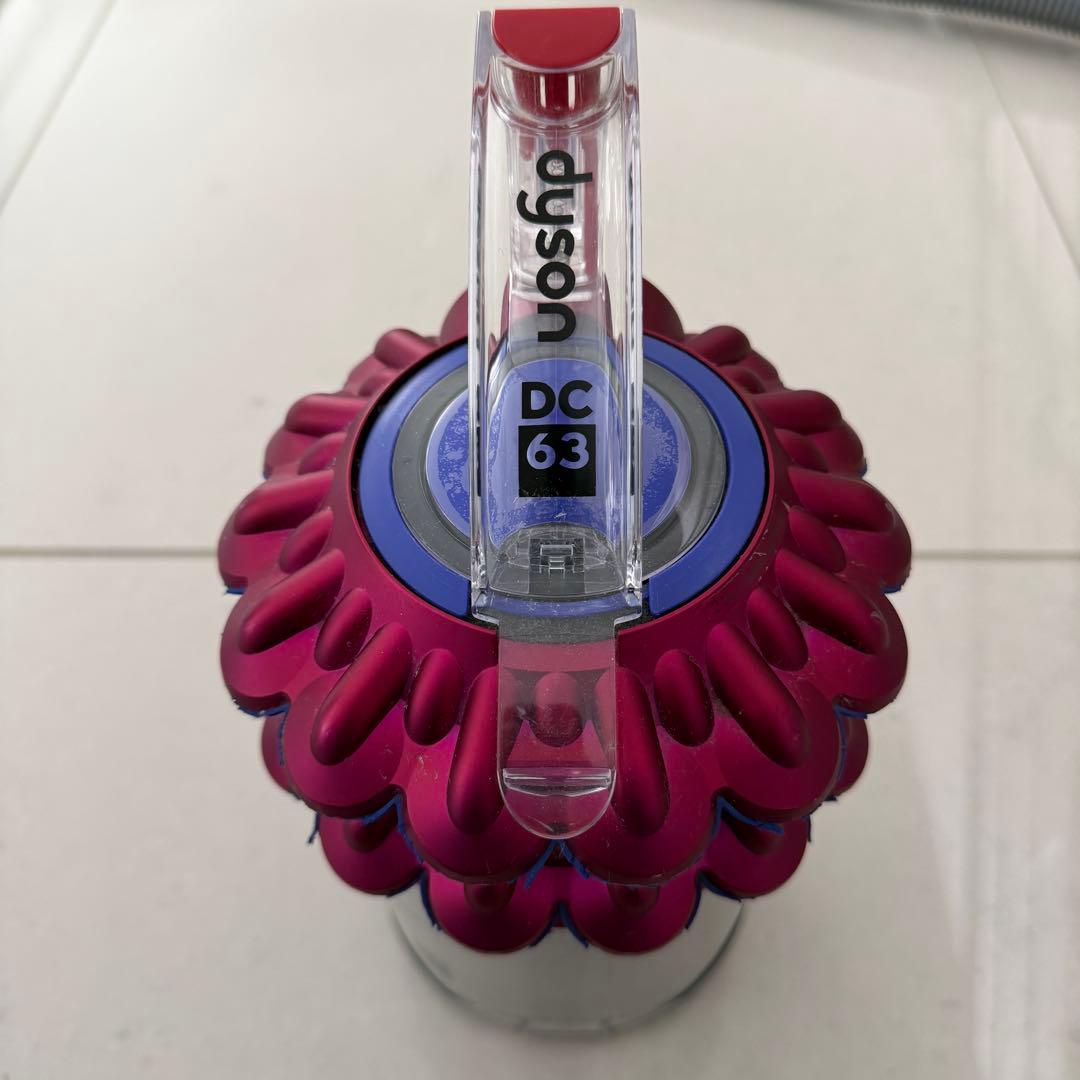ダイソン Dyson 掃除機DC63 【ジャンク品, 動く時と動かない時あり】