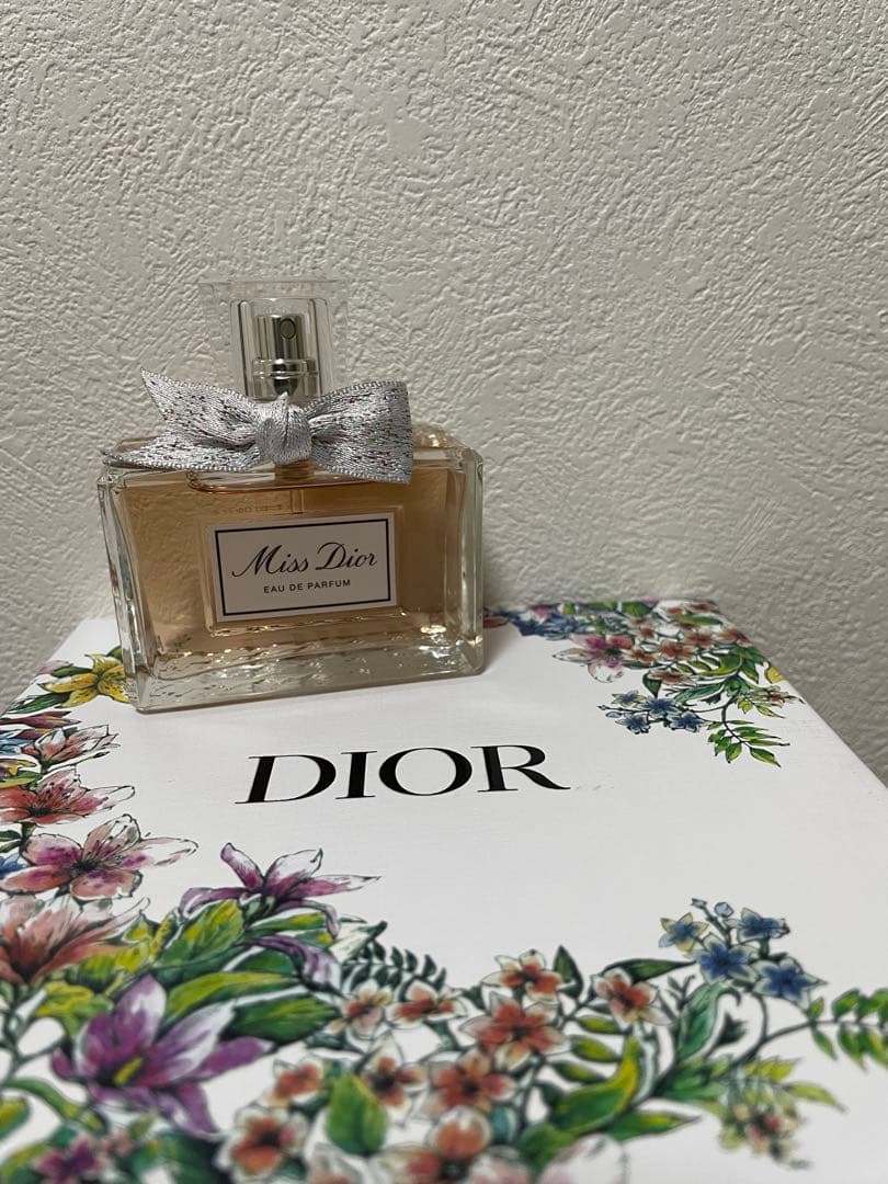 ミス ディオール オードゥ パルファン50ml