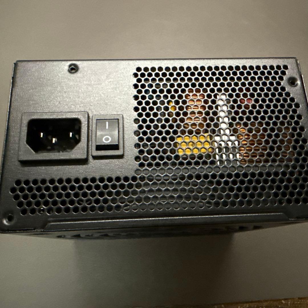 【早い者勝ち】玄人志向 電源ユニット 750W ATX 80 PLUS ゴールド