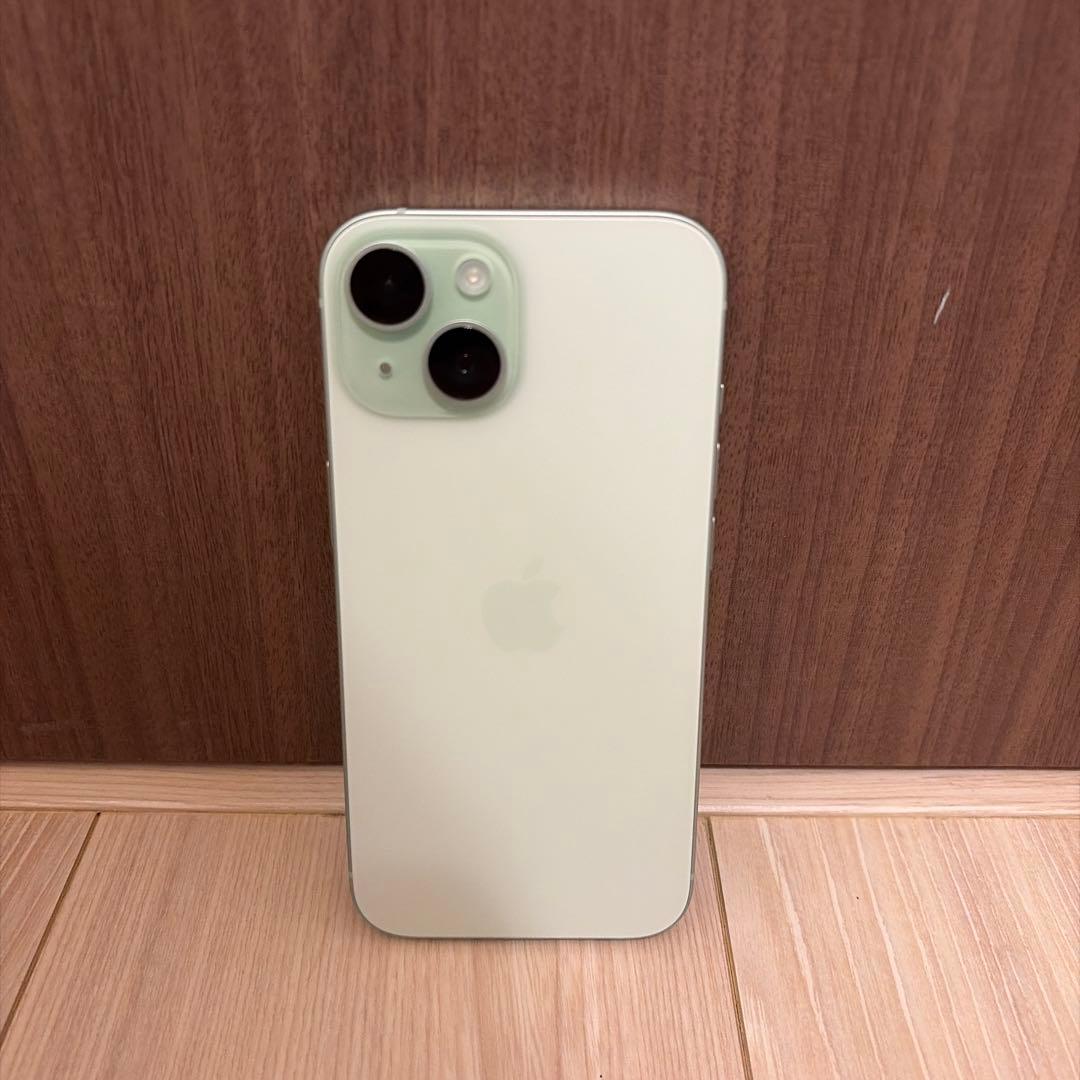 【美品】iPhone15 128GB グリーン SIMフリー バッテリー81％