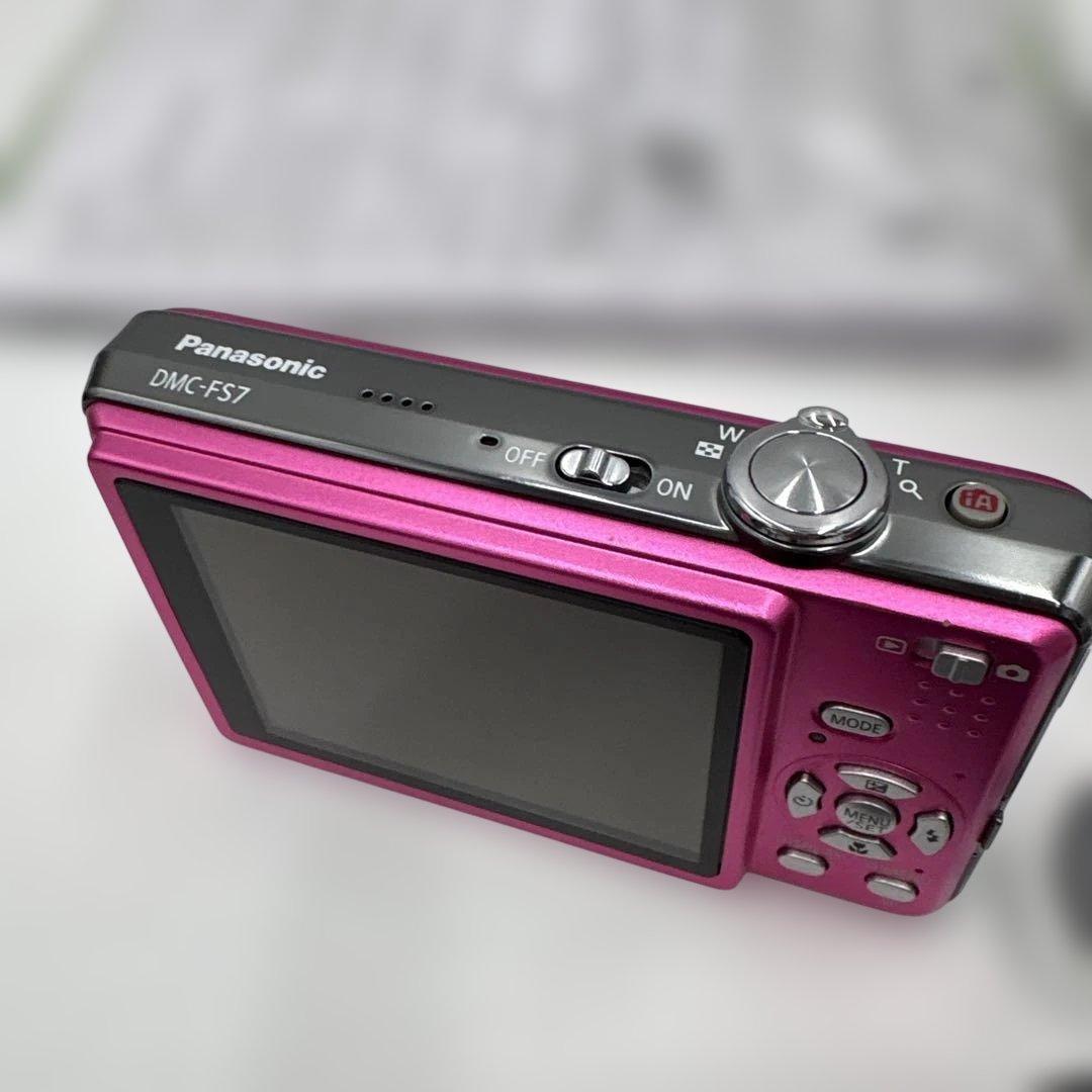 美品　Panasonic LUMIX DMC-FS7デジカメ ピンク